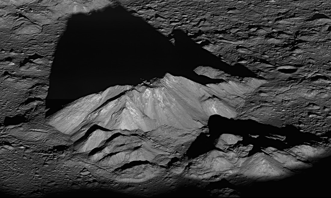 Tycho Crater’s central peak